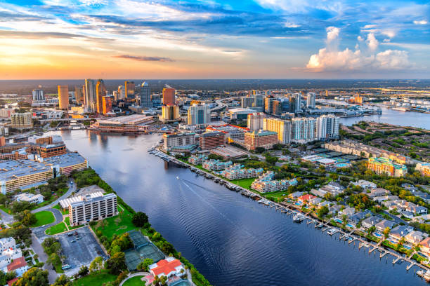 What is the nicest area of Tampa to live in 2025