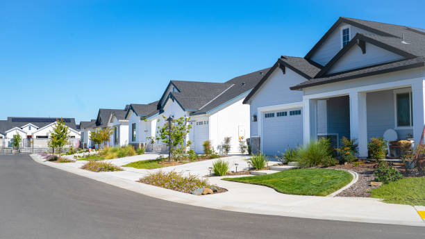 Row of single story suburban homes cheapest place to live in Columbus, Ohio